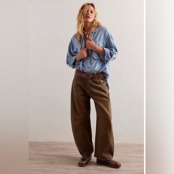 NWT Free People We The Free Good Luck Coated Barrel Jeans New Moon 25 - Picture 2 of 16